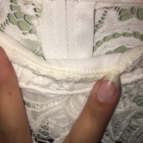 White Homecoming/Formal Dress - Picture 8 of 8